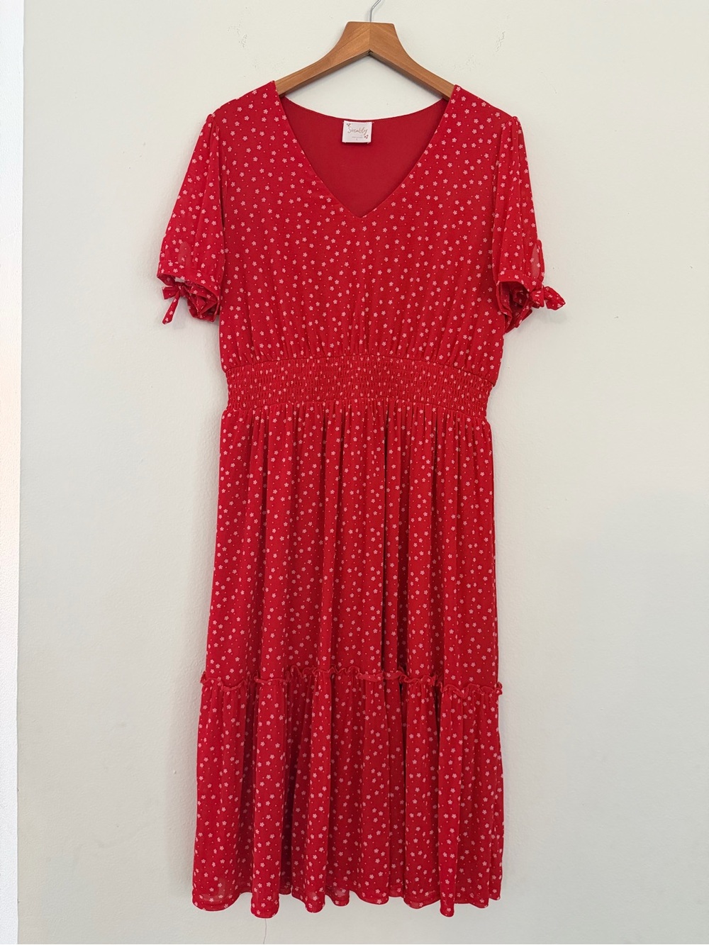 Sirenlily Red Ditsy Floral Smocked Midi Dress, Size Large